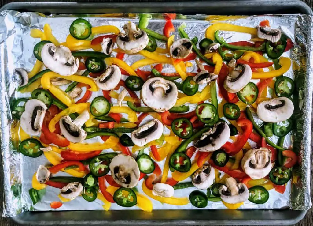 sheet pan chicken fajitas