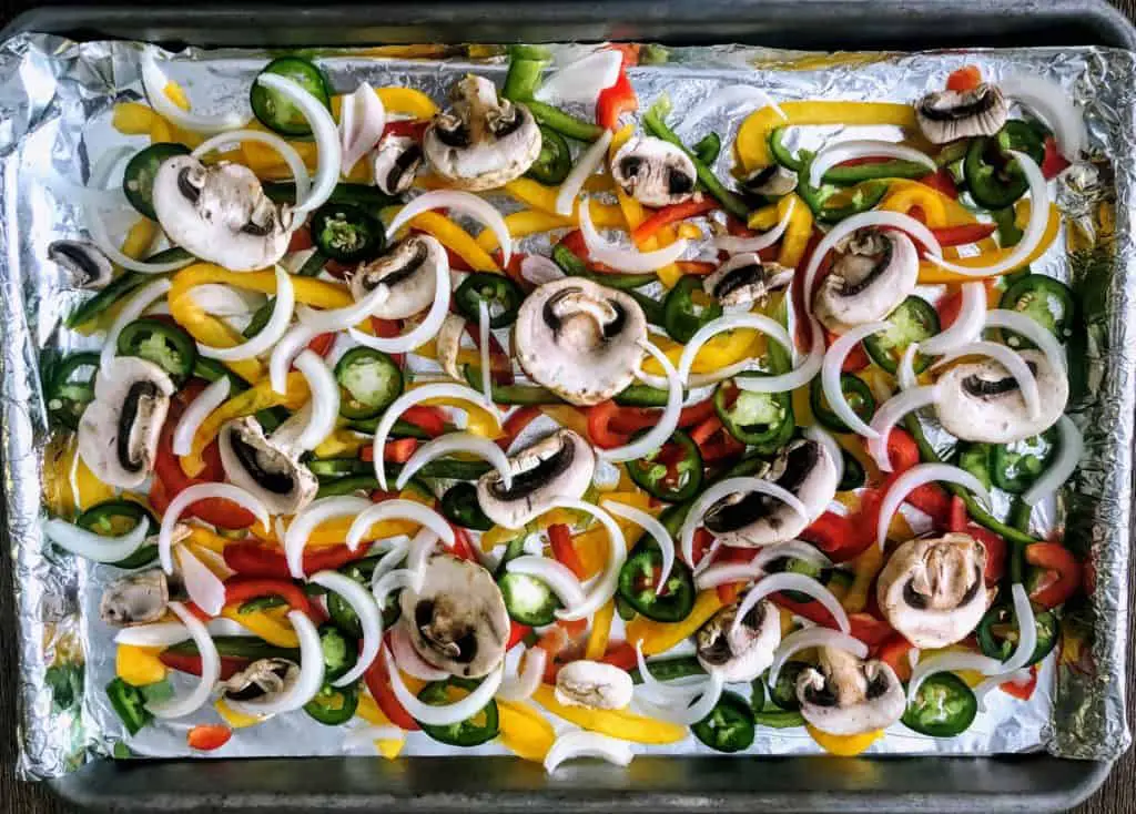 sheet pan chicken fajitas