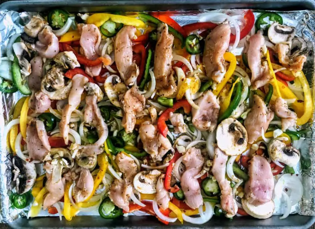 sheet pan chicken fajitas