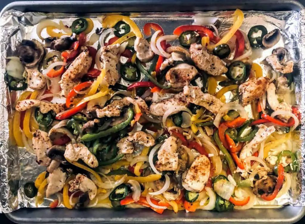 sheet pan chicken fajitas