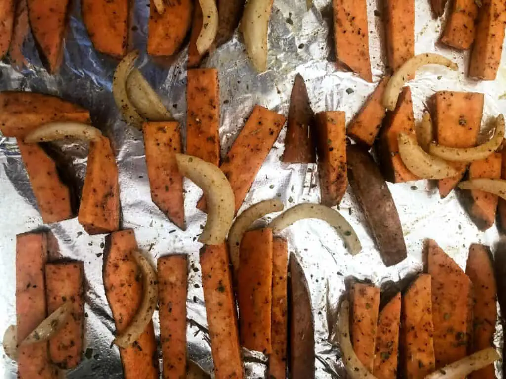 sweet potato fries ans onions