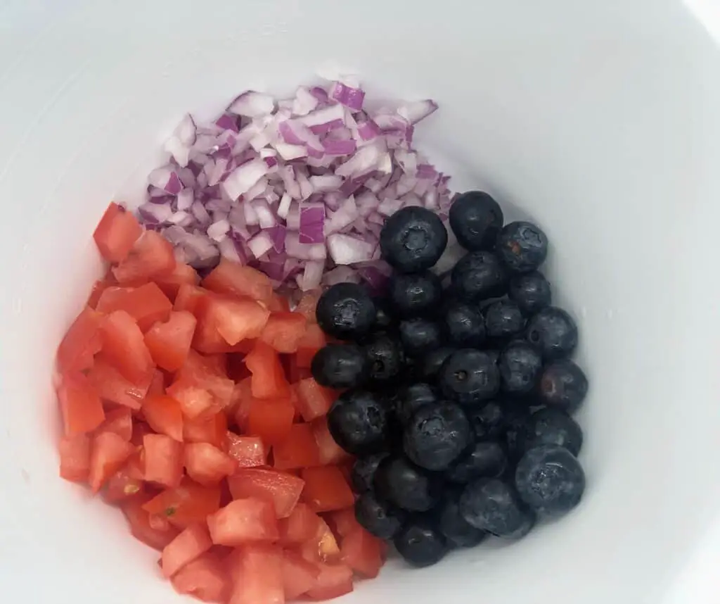 red onions tomatoes blueberries