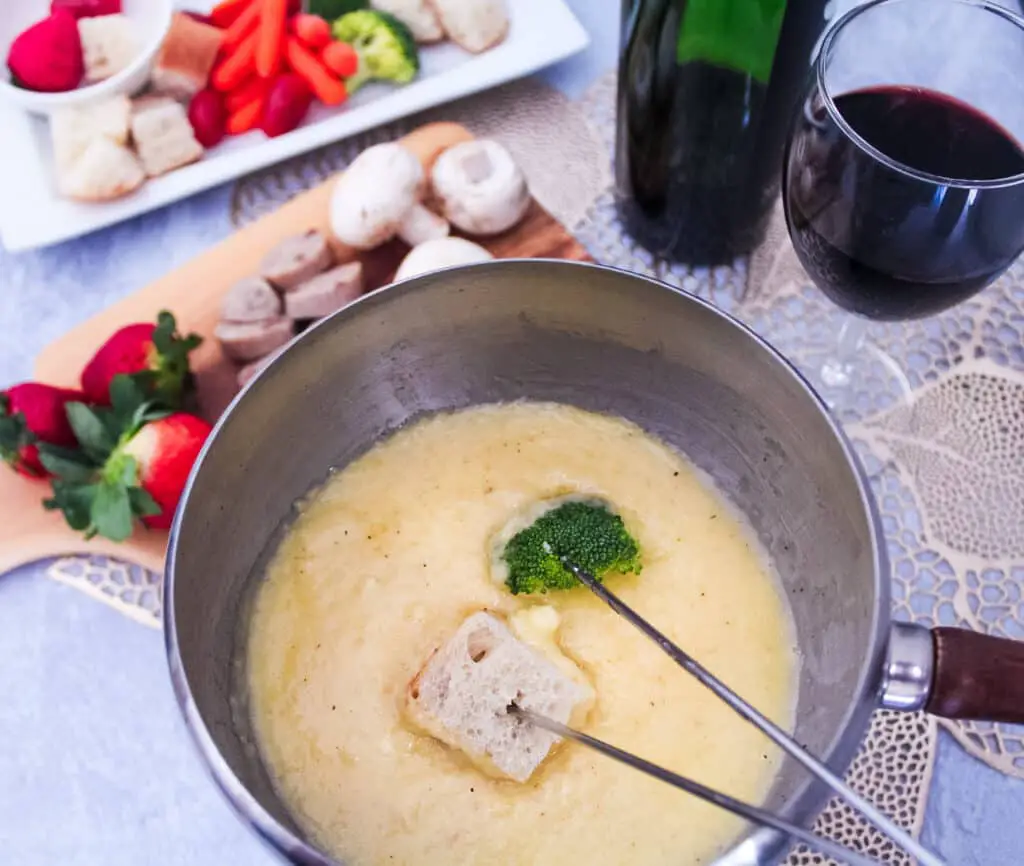 Easy Cheese Fondue Recipe - I Heart Naptime