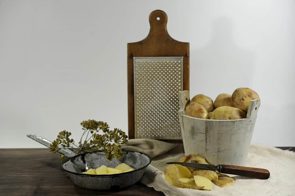 bake a potato in the oven