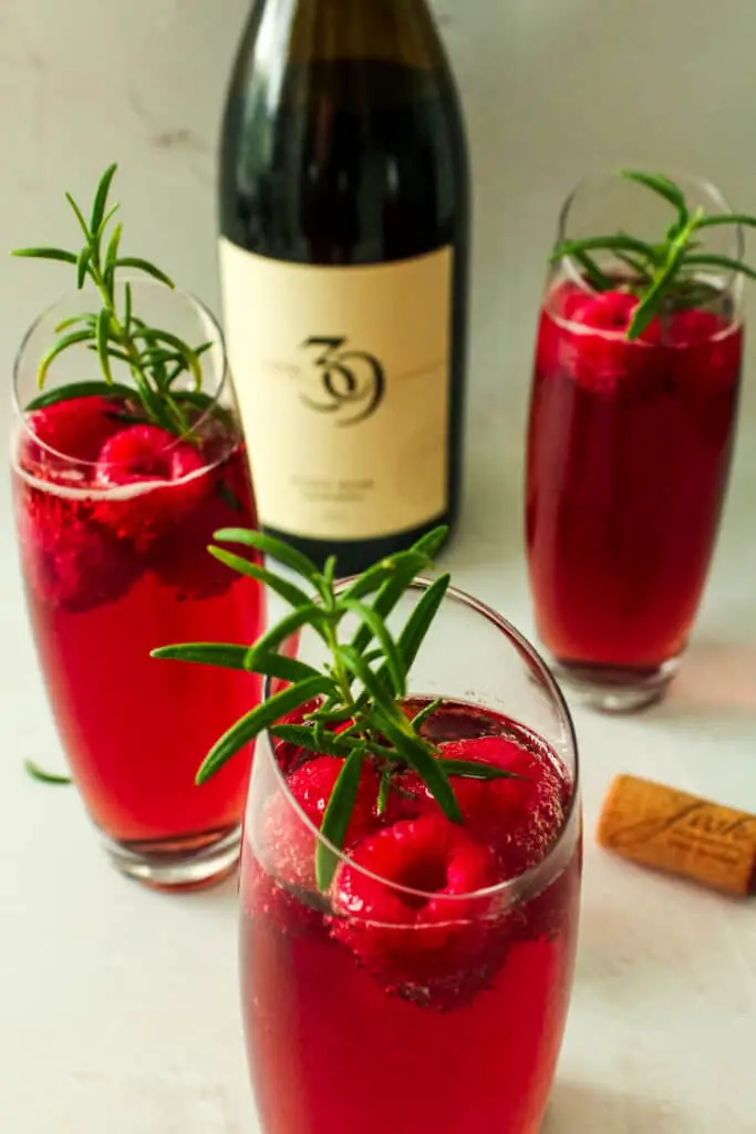 red wine spritzer