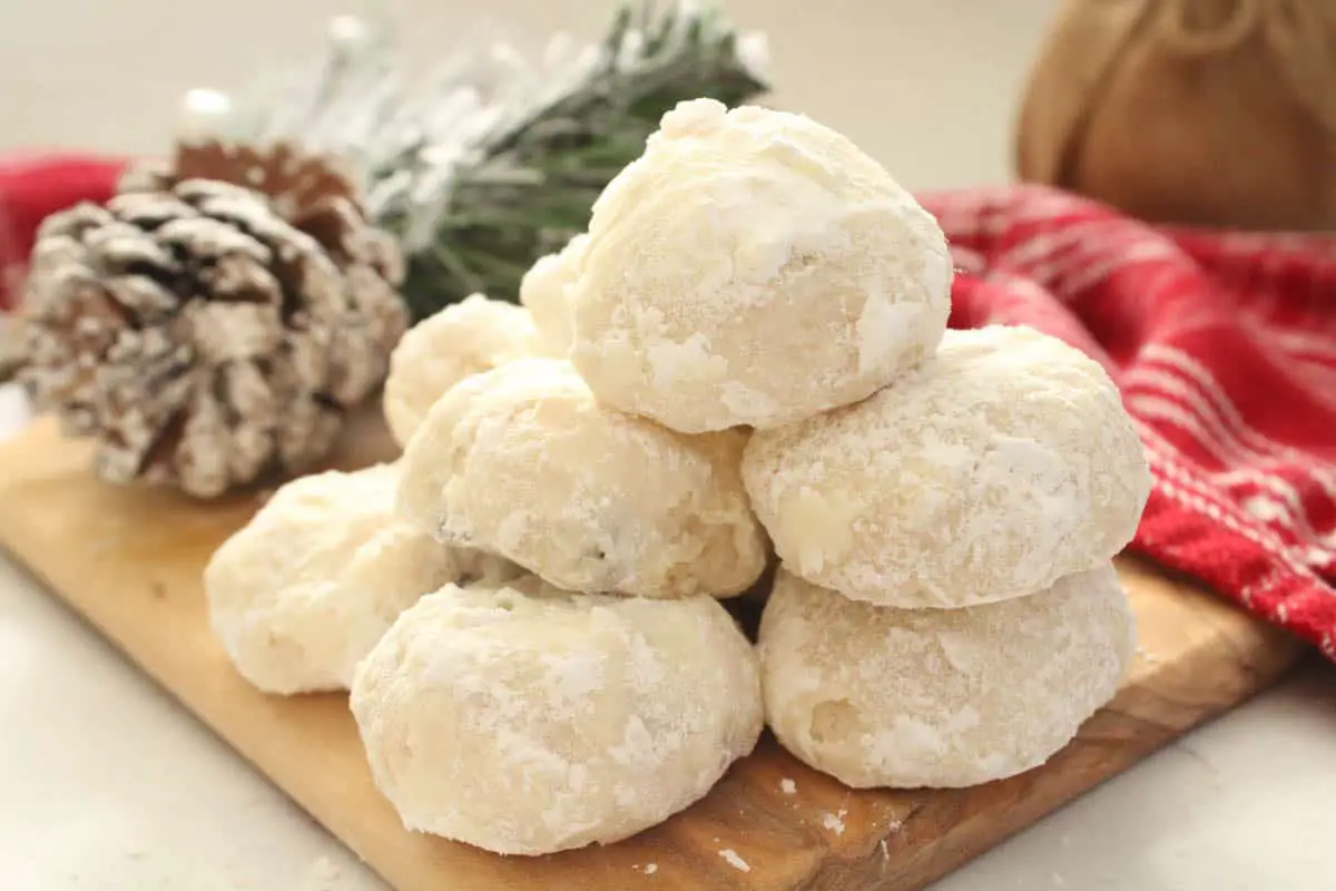 snowball-cookies-without-nuts-abundance-of-flavor