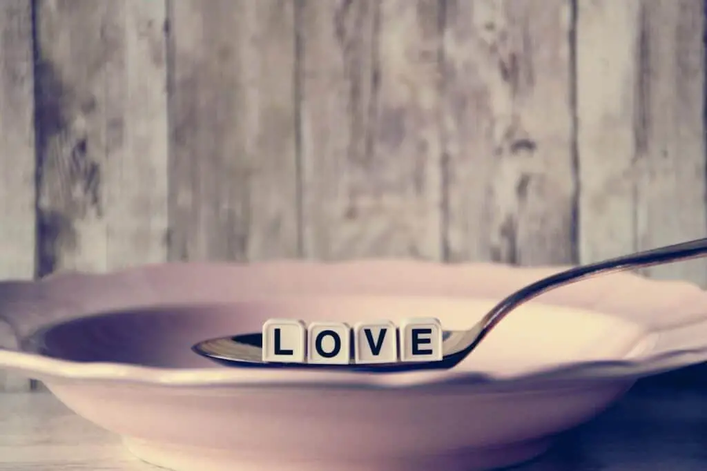 love, spoon, letters-4006983.jpg